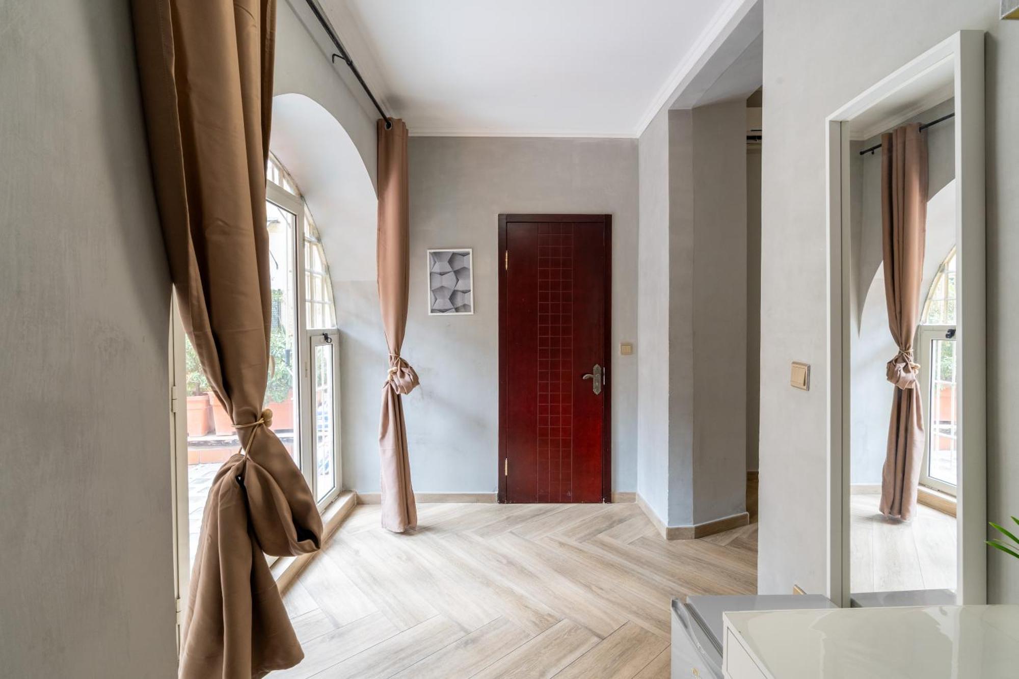 Portafortuna Guesthouse - Close To Colosseum Rome Exterior photo