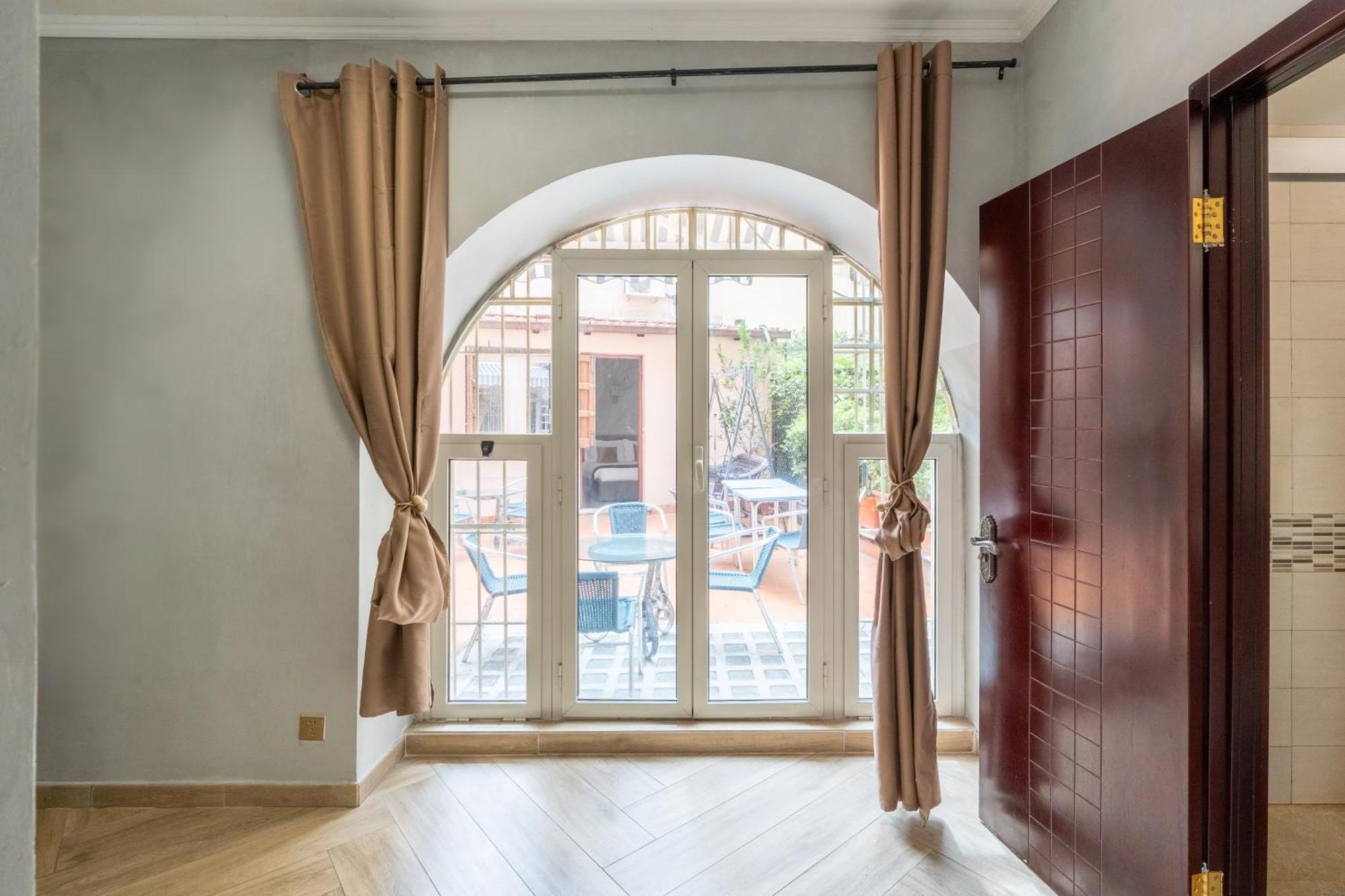 Portafortuna Guesthouse - Close To Colosseum Rome Exterior photo